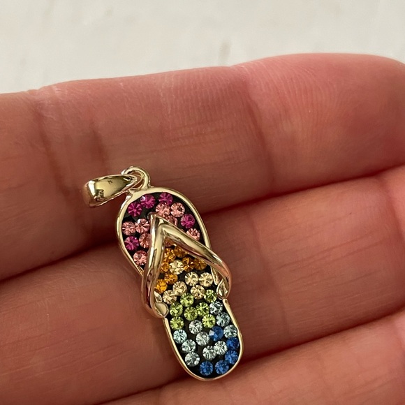 Flip flop colorful rhinestones pendant and dolphin silver tone pendant - Picture 3 of 8